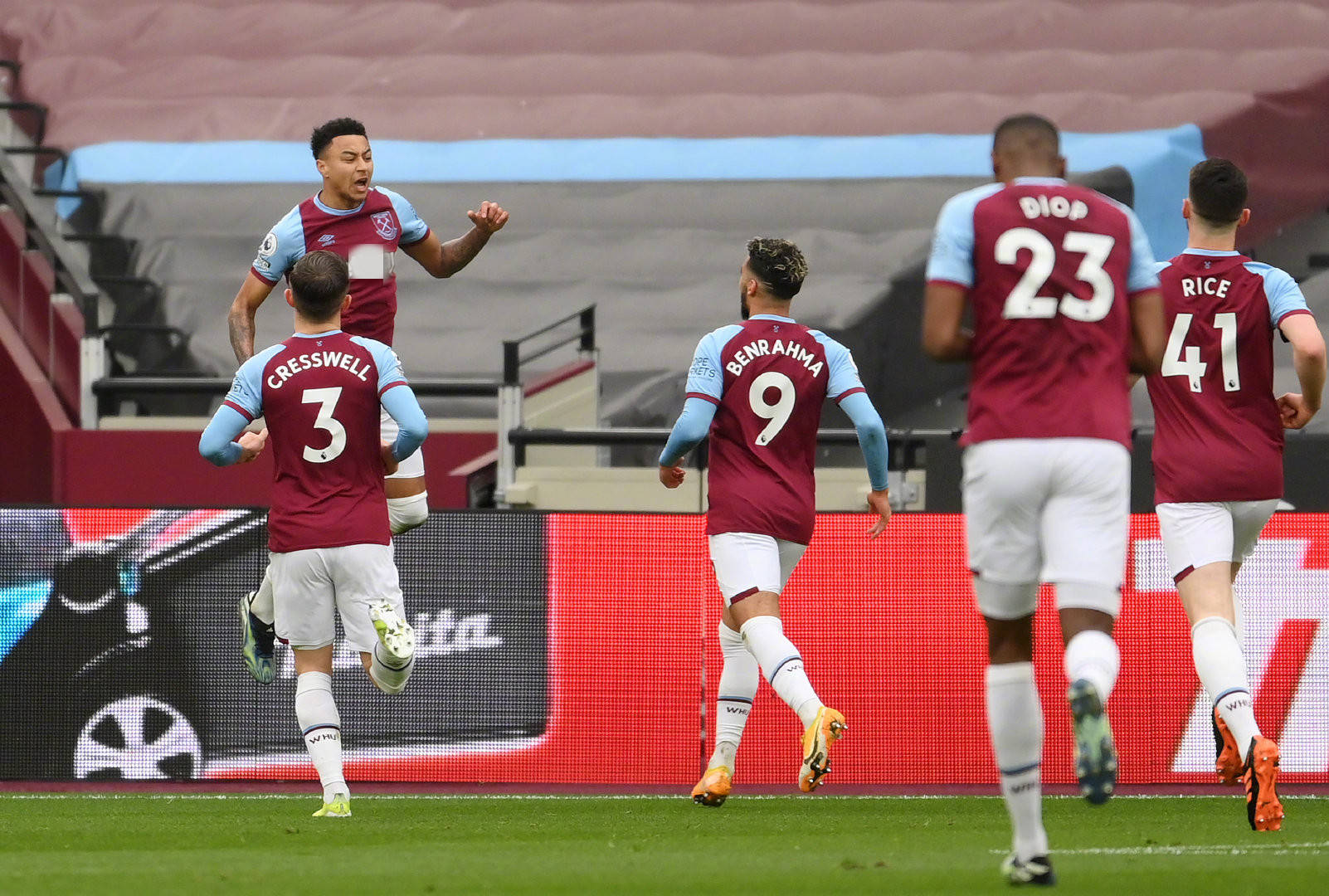 队的士气和 队的士气和